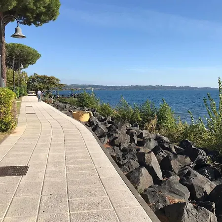 La Luna Sul Lago Villa *